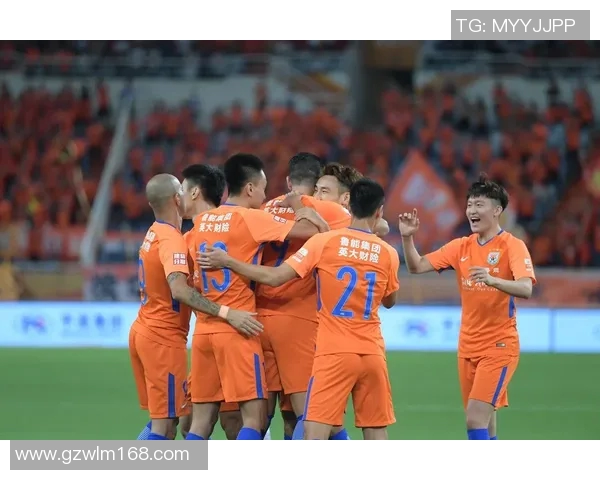 鲁能与中能2013年对决回顾：激情四溢的足球盛宴与精彩瞬间分析