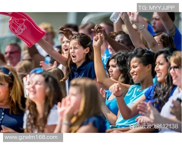 美国队与塞尔维亚在南京激战正酣球迷热情高涨期待精彩对决